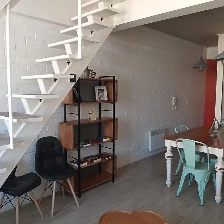 Hom I Hermoso Loft 2Pax En Cerro Baron Y Estacionamiento 2213 Valparaiso Exterior photo
