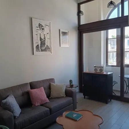 Hom I Hermoso Loft 2Pax En Cerro Baron Y Estacionamiento 2213 Valparaiso Exterior photo