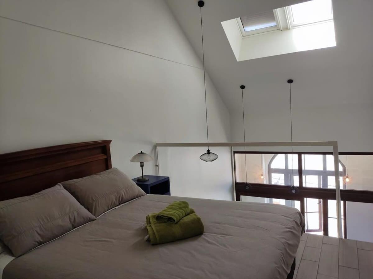 Apartment Hom I Hermoso Loft 2pax En Cerro Baron Y Estacionamiento 2213 Valparaiso