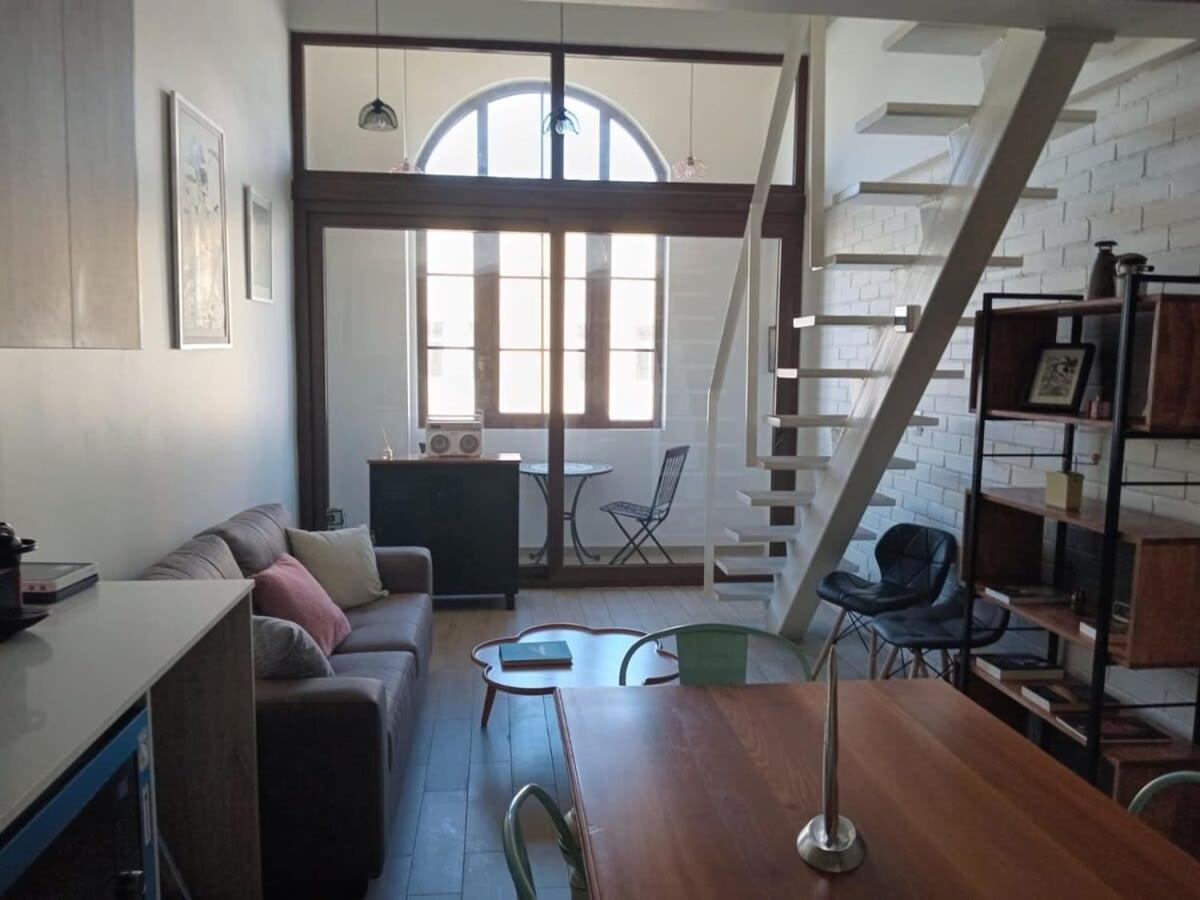 Hom I Hermoso Loft 2pax En Cerro Baron Y Estacionamiento 2213 * Valparaiso